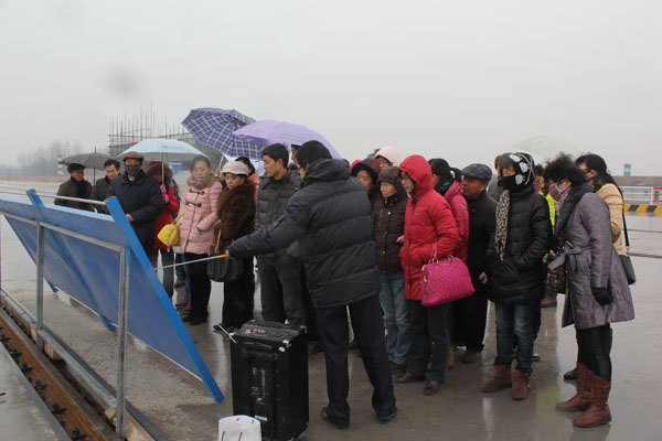 ֣�Ѹ�������չְ�����������������۴��š��